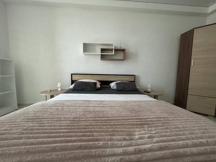 Apartament wakacyjny dla 4 osób, z basen i widok oraz basen dla dzieci, zwierzęta dozwolone w Odessa