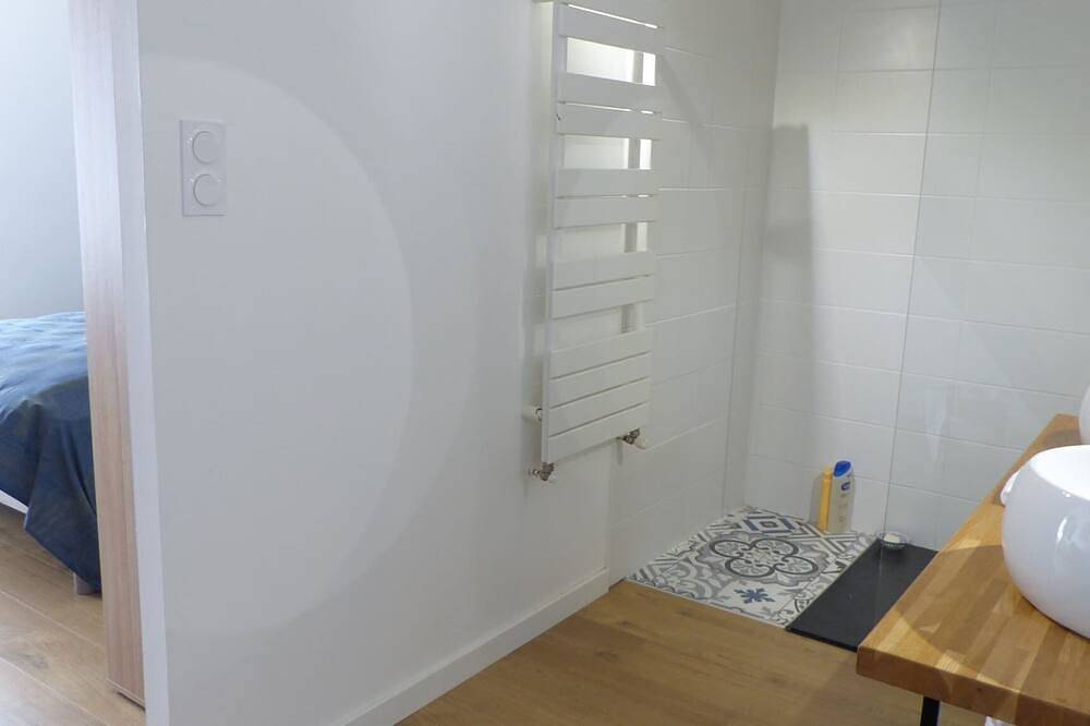 Cosy 3-star holiday home, 6 people in Ploeren, Côte des Mégalithes