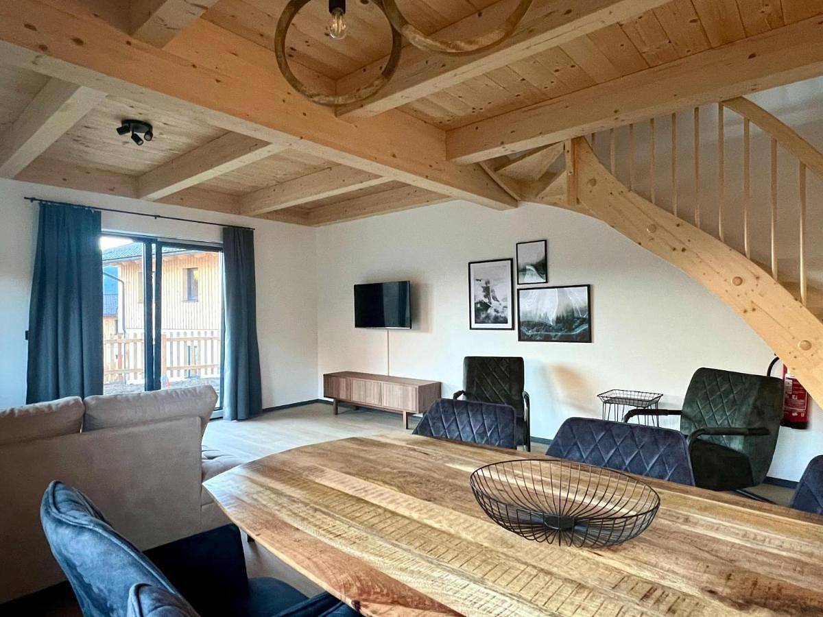 Beautiful chalet with sauna in Hermagor, Hermagor-Pressegger See