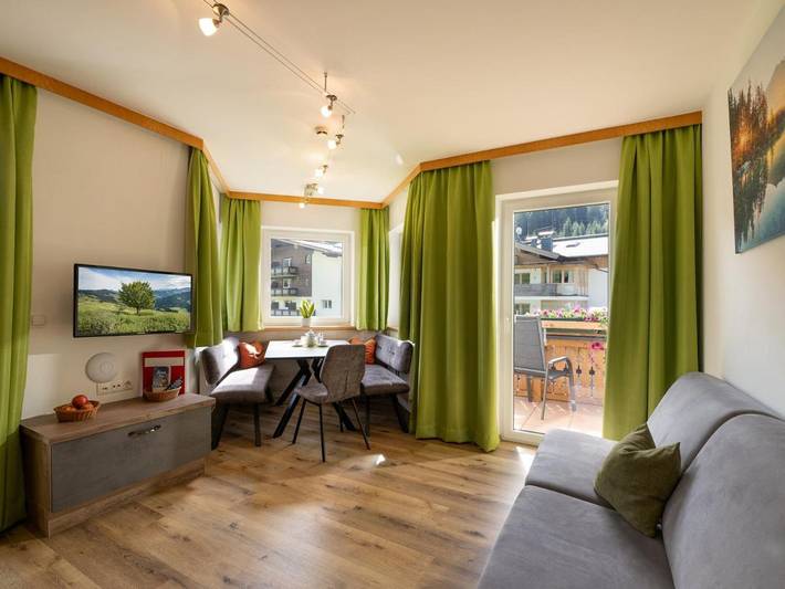 Ferienwohnung für 5 Personen, mit Balkon und Ausblick sowie Sauna in Gerlos - 3