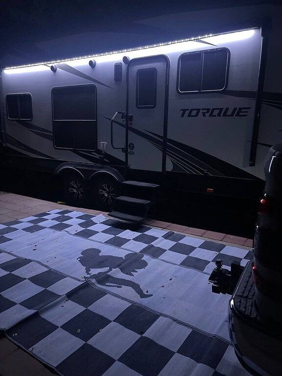 Camping for 6 people in Southern California