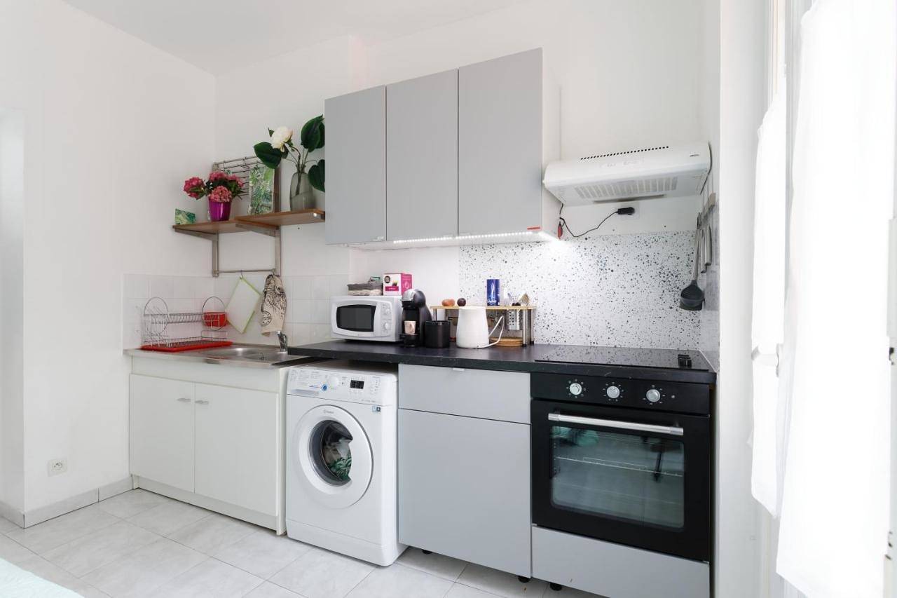 Appartement entier, One-Bedroom Apartment in Lisieux, Région de Lisieux