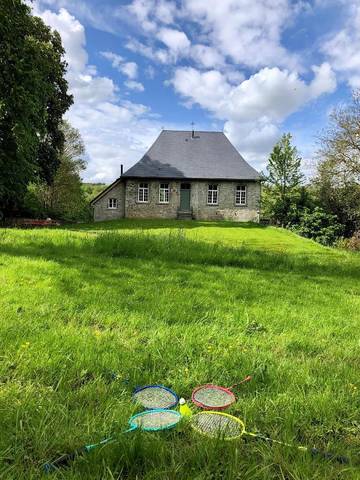 Maison d’hôte pour 12 personnes, avec vue ainsi que sauna et jardin à Gesves