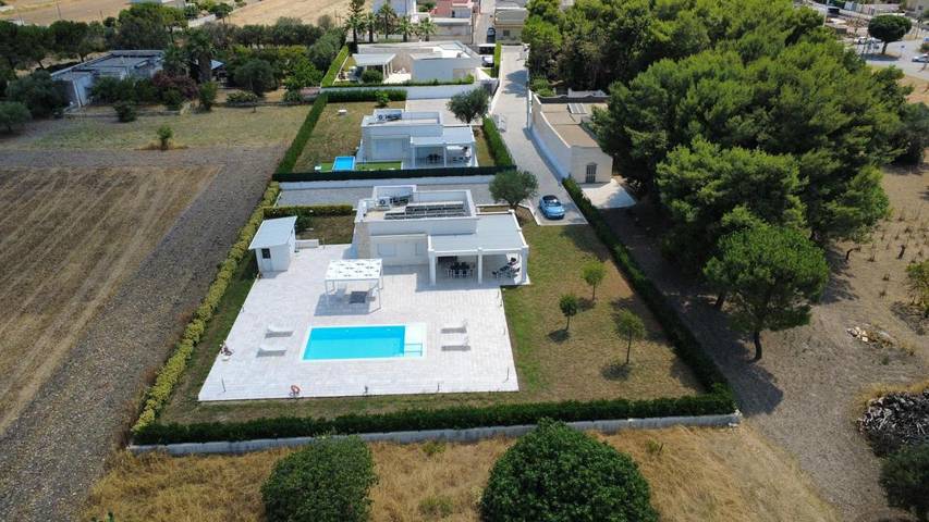 Villa pour 6 personnes, avec piscine ainsi que jardin et vue à Taranto - 2