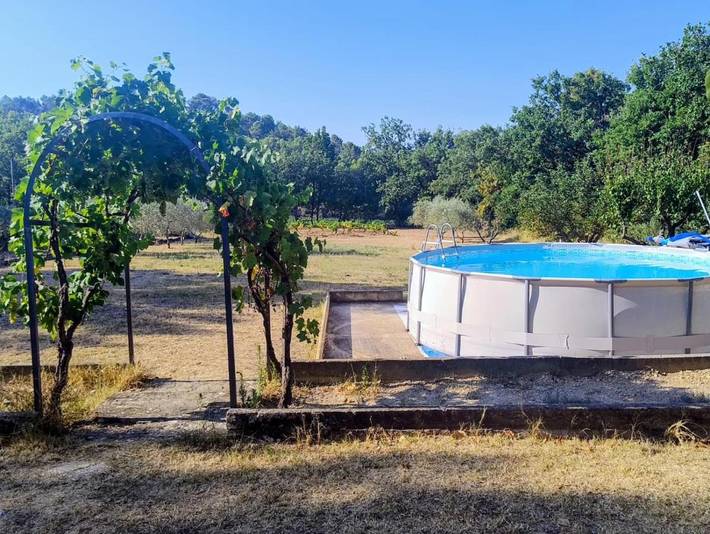 Location de vacances pour 6 personnes, avec piscine ainsi que terrasse et vue à Rians - 3