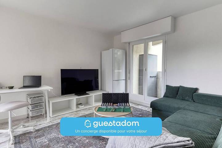 Appartement de vacances pour 4 personnes, avec balcon, animaux acceptés à Maisons-Alfort