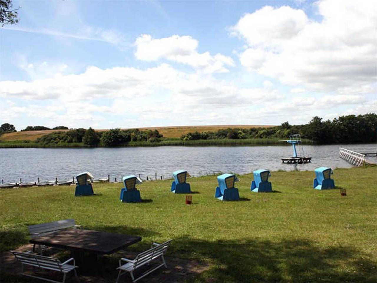 Kleines Ferienhaus am idyllischen Tüzer See - Ferienhaus (Ziebell, Torsten) in Kriesow, Mecklenburgische Seenplatte