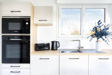 Glamping for 4 People in Les Moitiers-d'Allonne, Manche, Photo 3