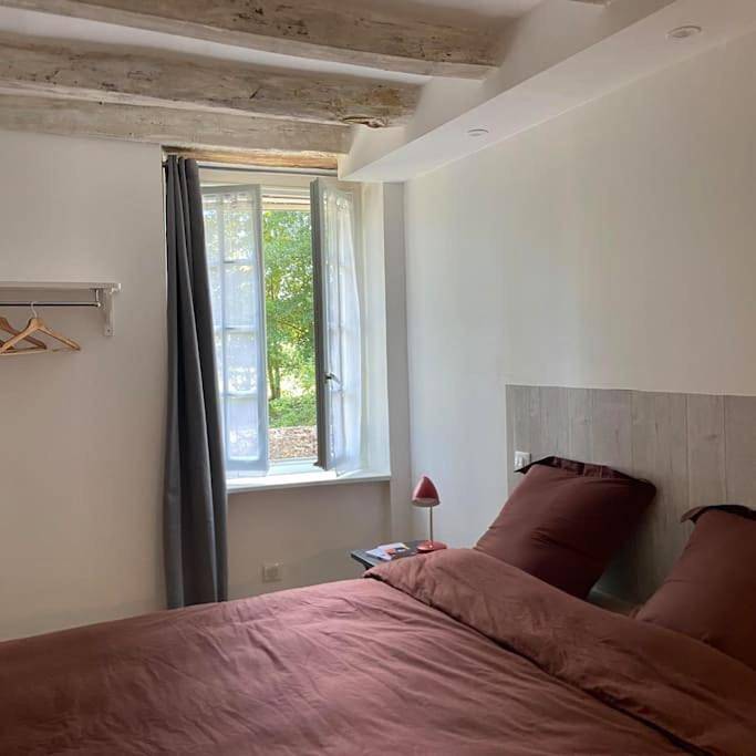 Location de vacances pour 3 personnes, avec jardin ainsi que terrasse et vue à Journet - 3