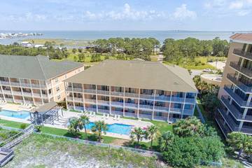 Vacation Apartment for 4 Guests in Dauphin Island, Alabama Gulf Coast, Picture 1