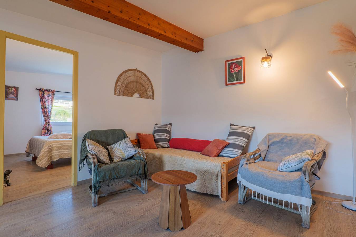 Ganze Wohnung, Appartement „Propriété De Geneviève“ mit privater Terrasse und Wlan in Privas