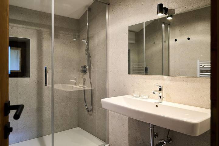 Ferienhaus für 10 Personen, mit Sauna und Terrasse sowie Garten in Leutaschklamm - 4