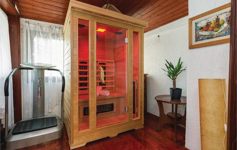 Ferienhaus für 12 Personen, mit Sauna und Terrasse in Zadar - 4