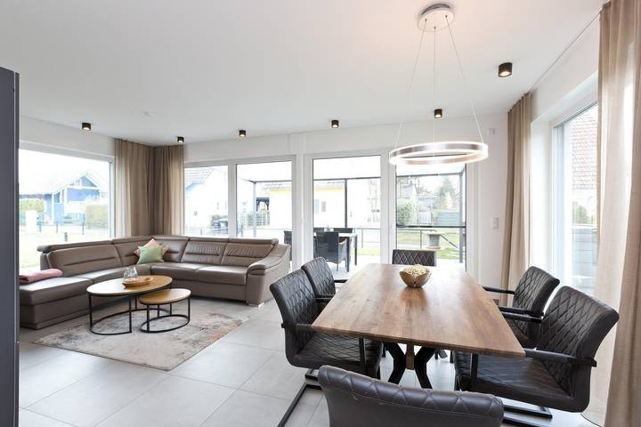 Ferienhaus für 6 Personen, mit Whirlpool und Garten sowie Pool und Sauna, mit Haustier