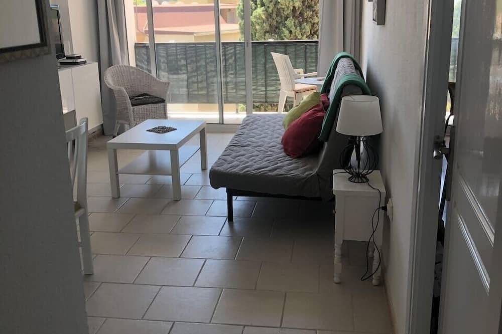 Entire apartment, Cozy apartment in Torremolinos beach in Torremolinos Centre, Torremolinos