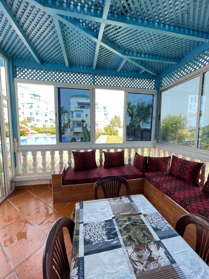 Gîte pour 6 personnes, avec piscine ainsi que jardin et vue dans Marina Smir - 4