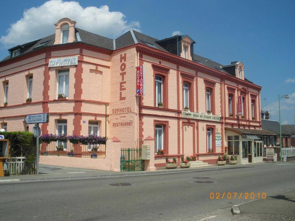 Logis - Hôtel et Restaurant Le Sofhotel in Forges-les-Eaux, Région de Dieppe