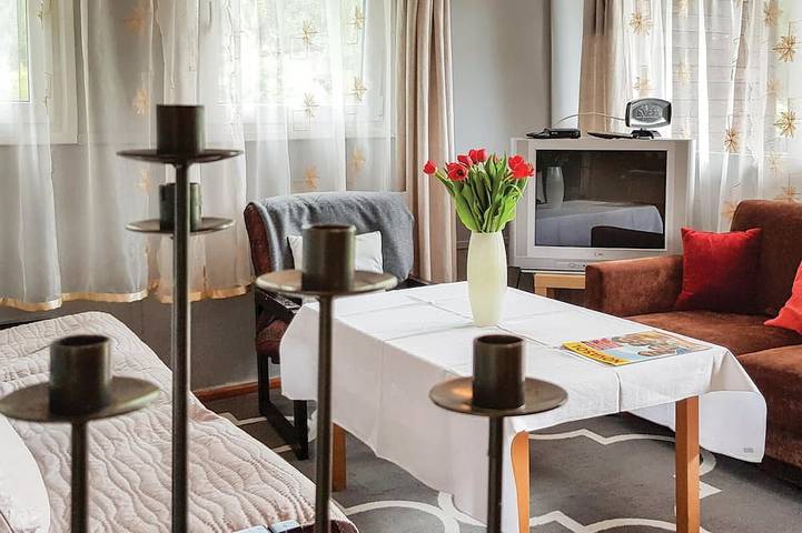 Schönes 1-Zimmer-Haus in Morag in Seenplatte von Ilawa