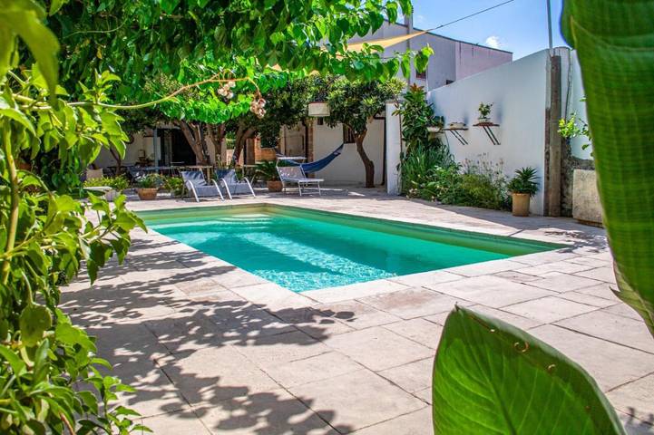 B&b per 3 persone, con Terrazza e Giardino nonché Piscina a Gagliano del Capo