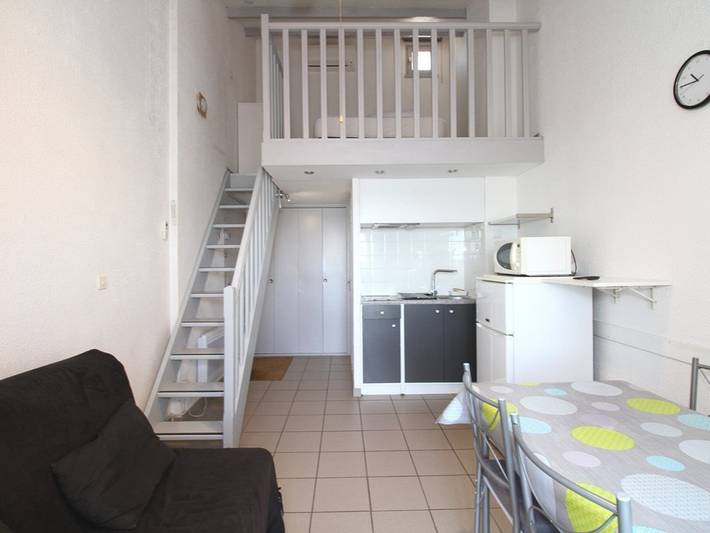 Gîte pour 2 personnes, avec balcon dans Port De Balaruc Les Bains - 4