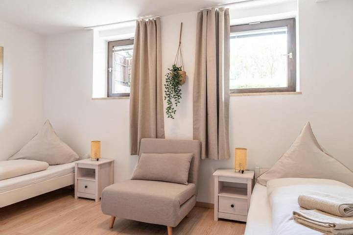 Ferienwohnung für 5 Personen, mit Garten und Ausblick, mit Haustier in Seeg - 3
