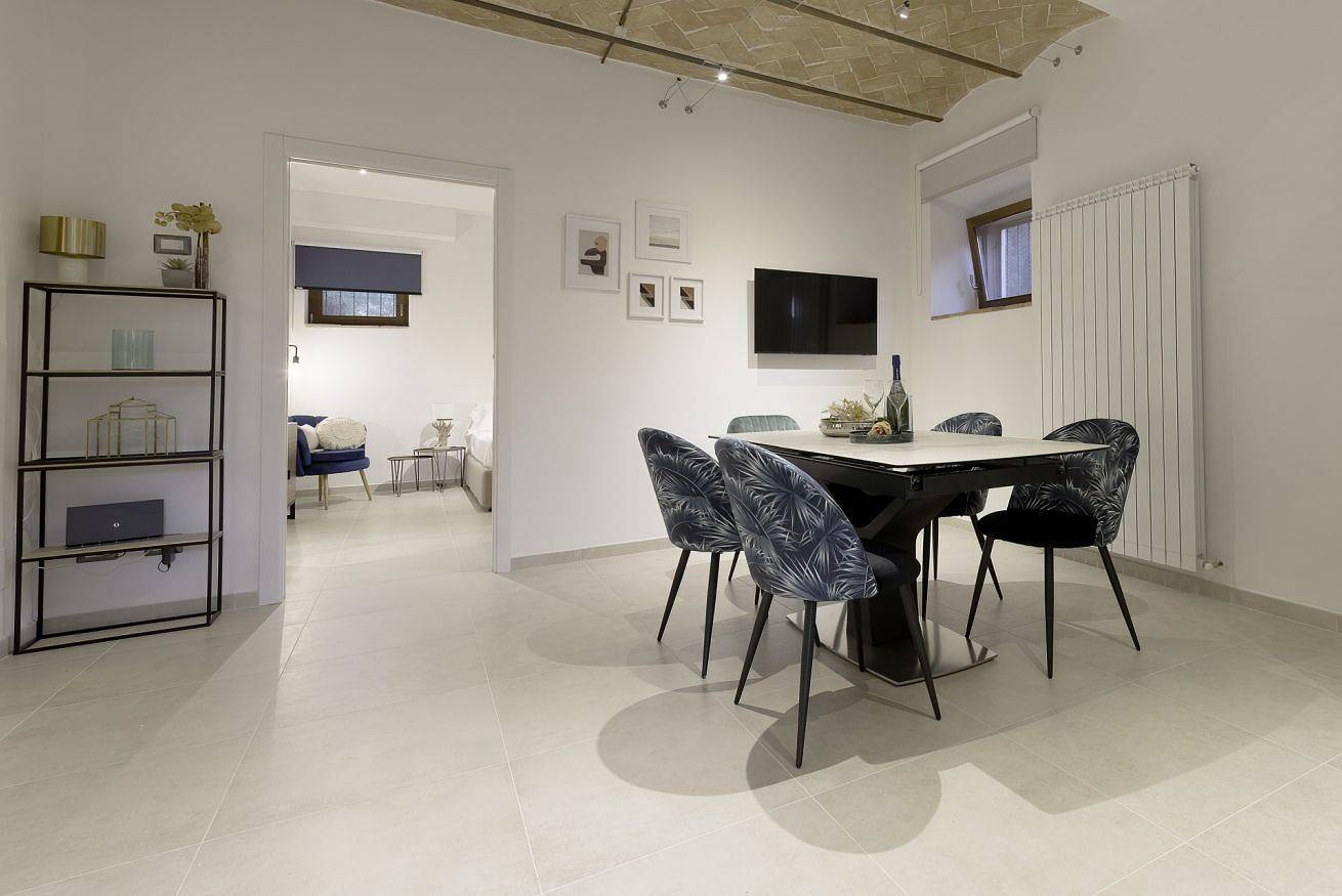 Ganze Wohnung, Apt Dolce Far Niente with swimming pool & parking in Passignano sul Trasimeno, Lago Trasimeno