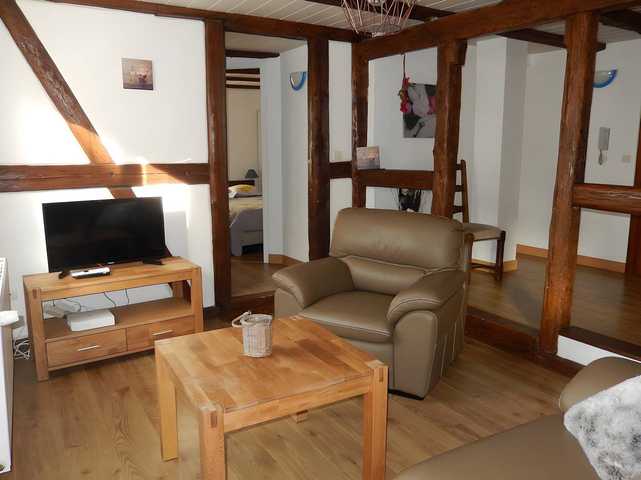 Appartement entier, Gîtes les cigogneaux - Gîte Pinot in Beblenheim, Région de Ribeauvillé