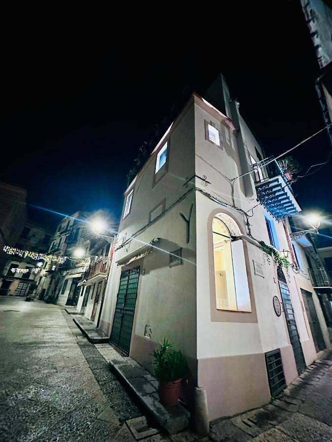 Domus Privé - Elegant Rooms with Duomo View in Monreale, Provincia di Palermo