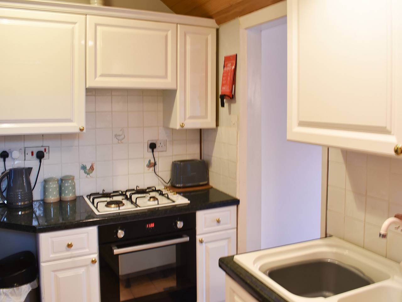 Ukc4173 The Cottage by the Sea Annexe in Littlehampton, West Sussex