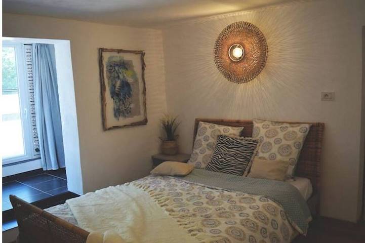Ganze Wohnung, Lovely detached cocoon in green property-terrace/garden in Barjols, Brignoles Region