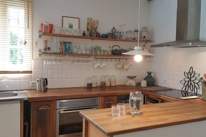 Gîte pour 7 personnes, avec jardin à Châteauneuf-Grasse - 4