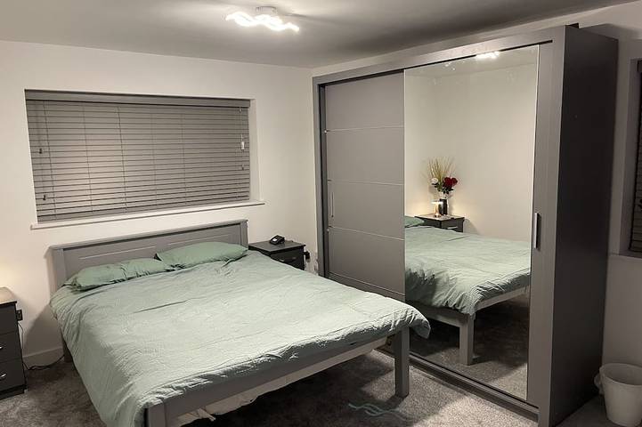 Cheerful 4 Bedroom Luxury house with free parking in Dudley, Birmingham y alrededores