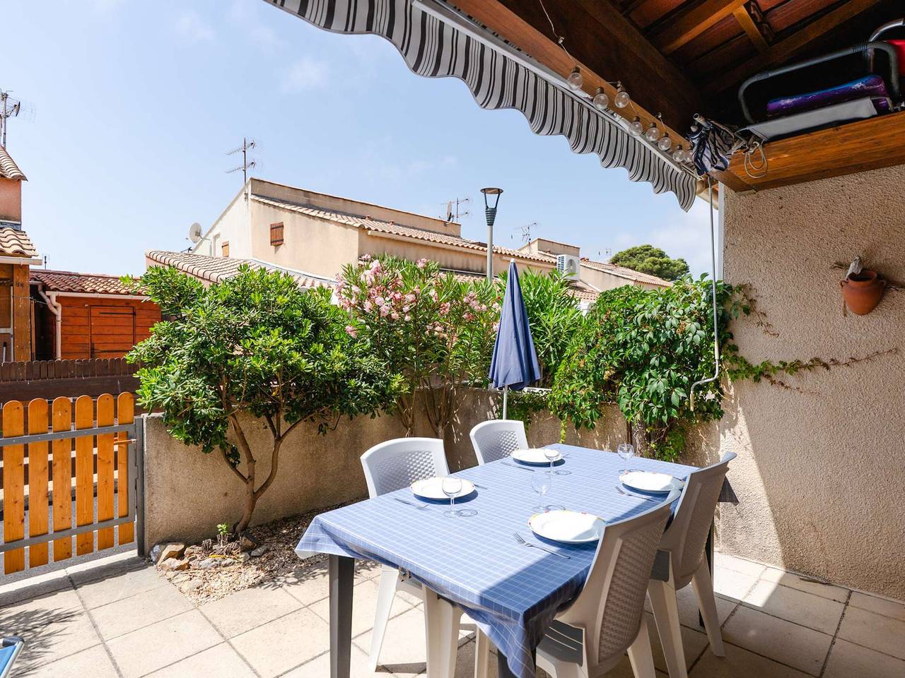 Charmant Pavillon T3 avec Terrasse Sud, Piscine, Proche Mer à Gruissan in Gruissan (Ville), Gruissan