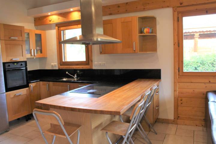 Chalet pour 11 personnes, avec Balcon ainsi que Terrasse et Jardin en Haute-Savoie - 4
