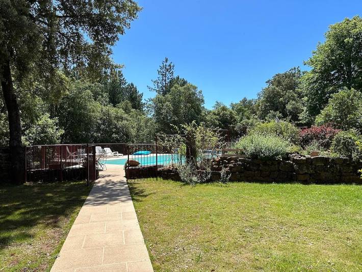 Location de vacances pour 8 personnes, avec terrasse et piscine à Corbès - 3