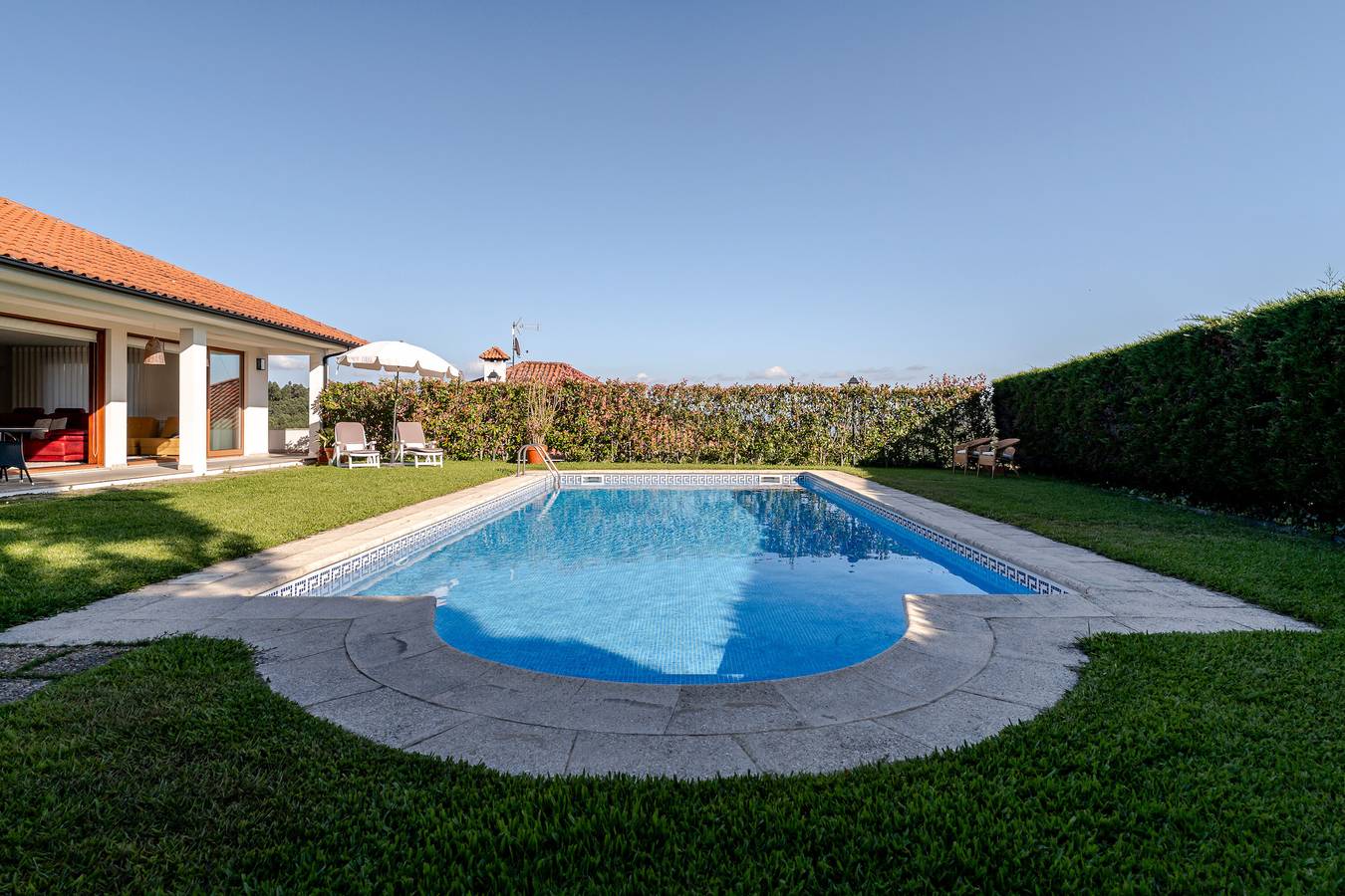 Casa de férias 'Quinta Do Outeirinho - Deluxe' com vista para a montanha, Wi-Fi e ar condicionado in Agilde, Distrito de Braga