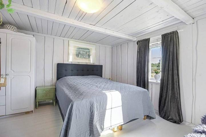 Kleiner Bauernhof am Nidelva mit Sauna und Badestam in Åmli