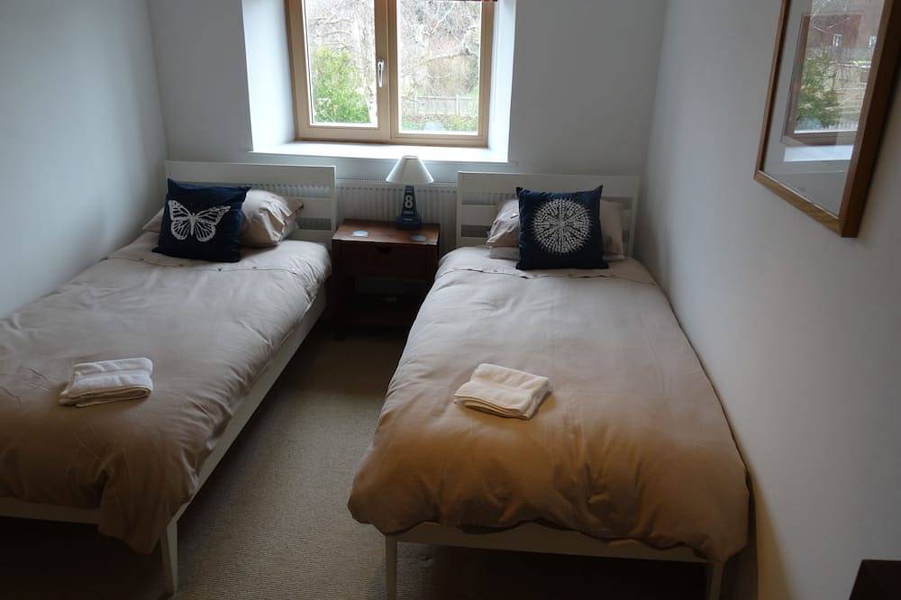 Once a Cattle Barn, now Spacious Luxury Accommodation! in Holme-next-the-Sea, Norfolk Coast