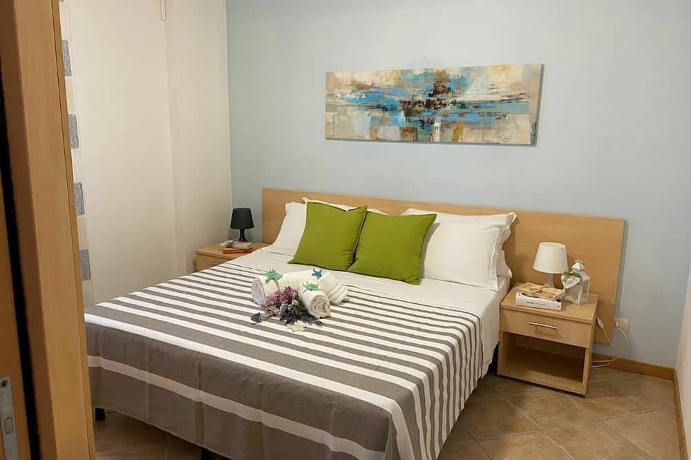 Appartamento intero, Incantevole appartamento per 4 ospiti con A/C, Wifi, Tv, terrazza e animali ammessi in Casuzze, Santa Croce Camerina