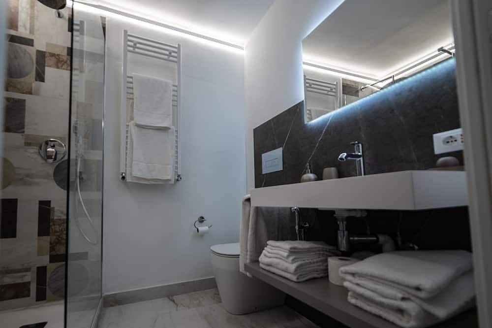 Entire apartment, Apartment in the historic center 200 m from the Massimo Theater in Castellammare (Palermo), Palermo