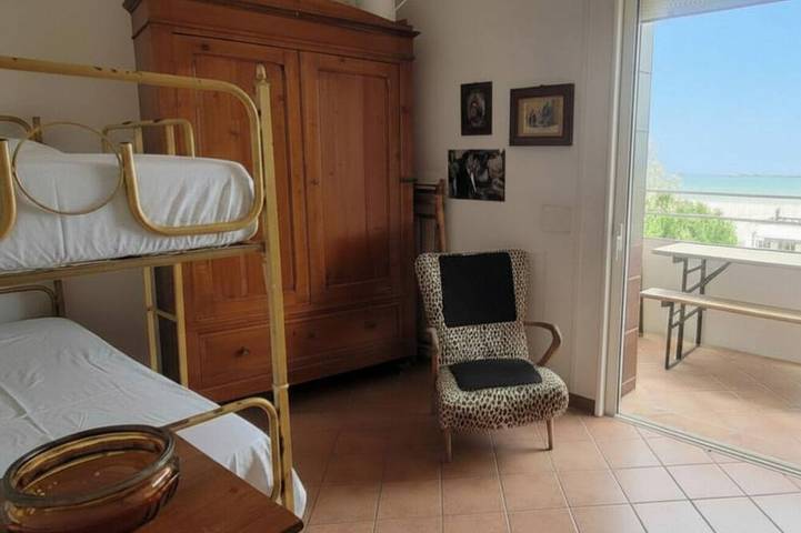 Apartamento entero, Cesenatico, four-room apartment facing the sea with a panoramic terrace in Cesenatico, Provincia de Forlì-Cesena