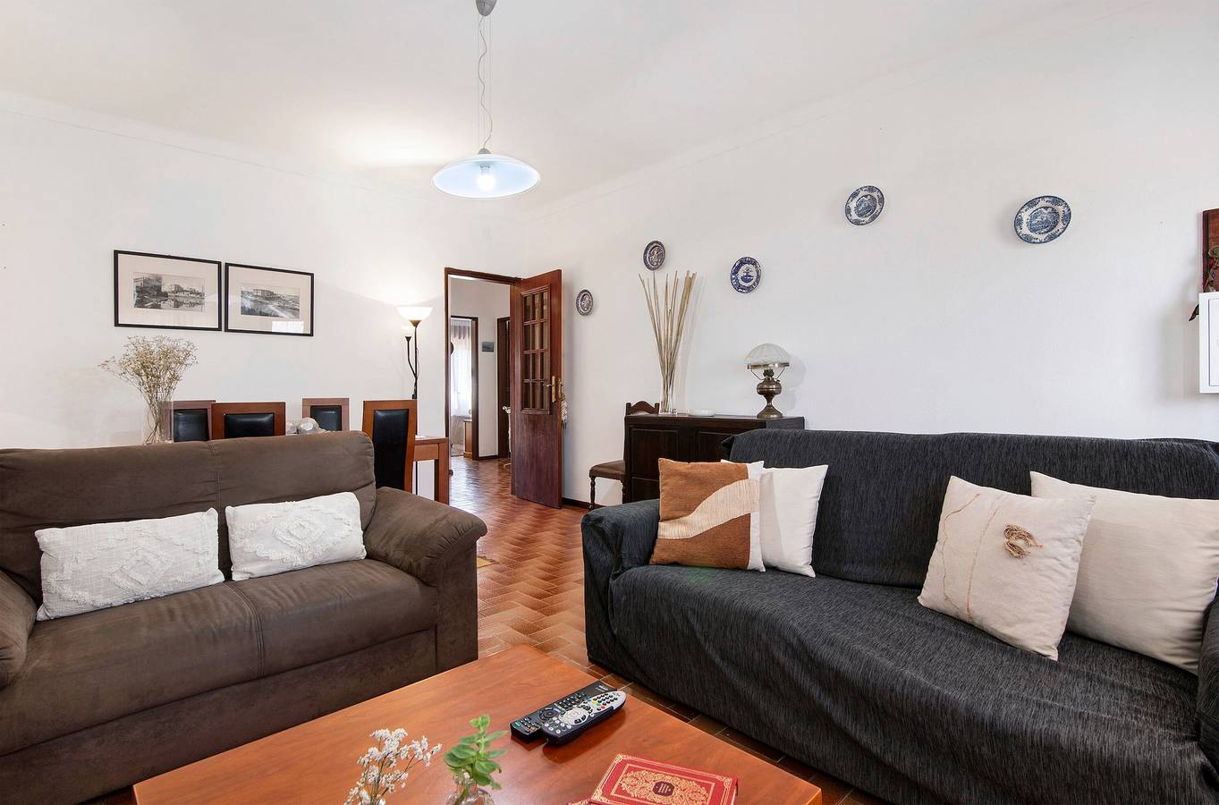 Holiday Home 'Casa Maria Beatriz' with Private Terrace, Private Garden and Wi-Fi in Manta Rota, Parque Natural da Ria Formosa