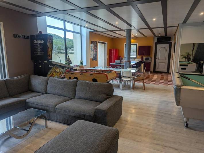 Location de vacances pour 15 personnes, avec piscine ainsi que jardin et jacuzzi à Fontanès - 4