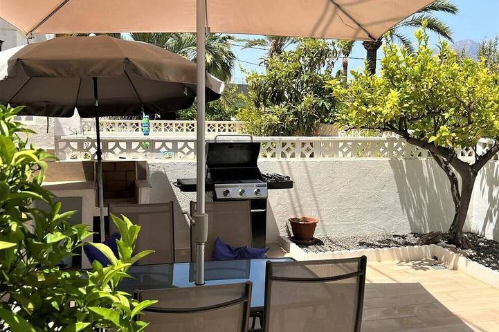 Vakantieappartement voor 4 personen, with tuin and terras as well as zwembad, met huisdier - 1