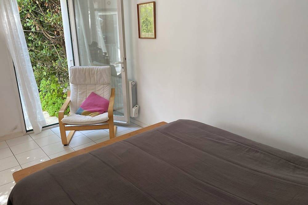 Bright single-storey house with enclosed garden in Les Portes-en-Ré in Les Portes-en-Ré, Ile de Re