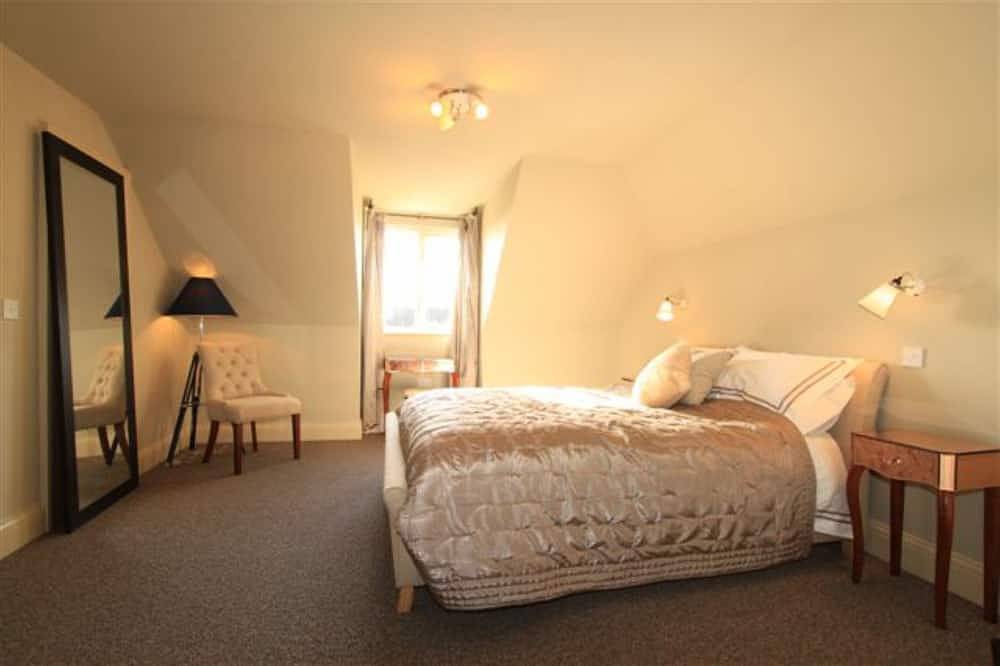 Entire apartment, The Vine - A  Luxurious Cotswold Escape for Two. in Winchcombe, Gloucestershire