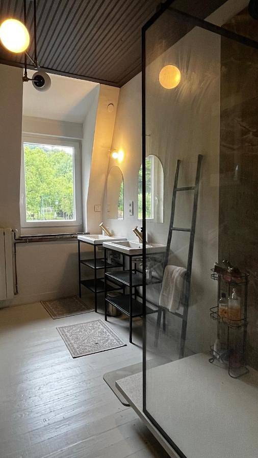 Location de vacances pour 2 personnes, avec jardin et vue ainsi que piscine et terrasse dans la Creuse - 4