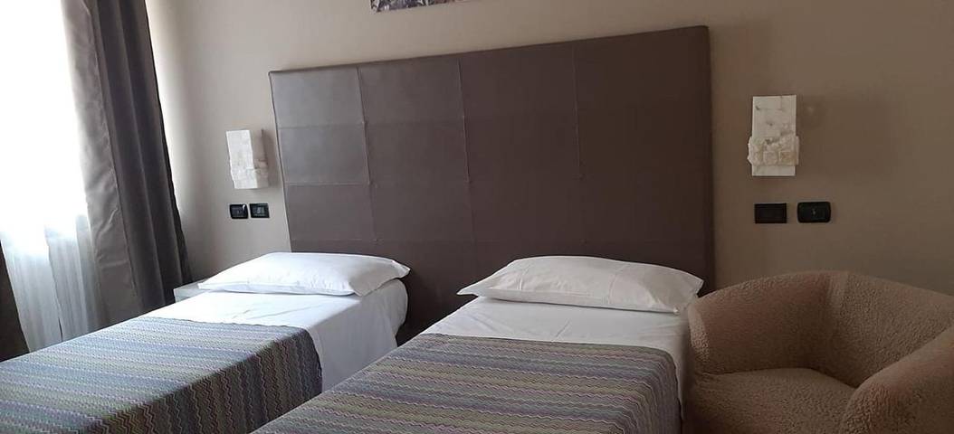 Hôtel pour 2 personnes, avec sauna ainsi que jacuzzi et jardin à Zogno - 3