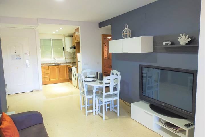 Appartement de vacances pour 8 personnes, avec piscine et balcon/terrasse - 1