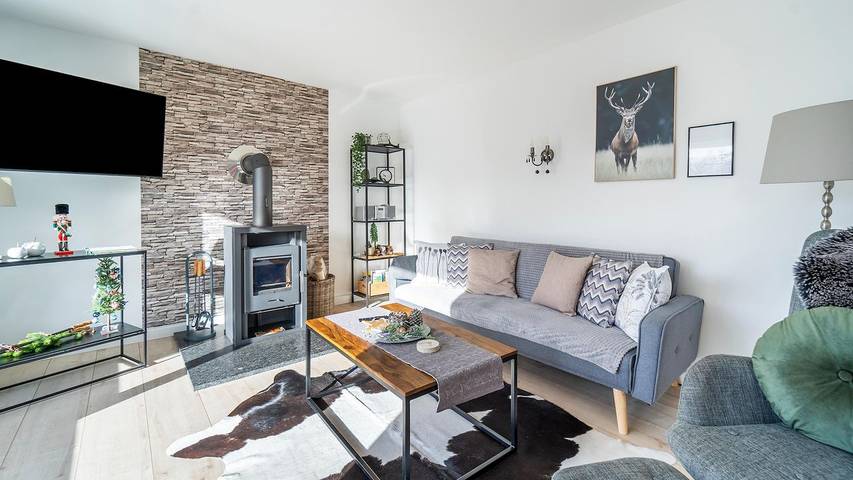 Ferienhaus für 4 Personen, mit Pool und Terrasse sowie Garten in Suhl